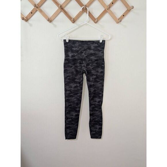Spanx Women's Look At Me Now Seamless Camo Shapewear Leggings - Size XL - Picture 1 of 7